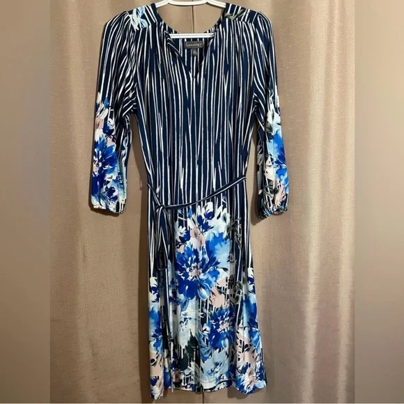 Small Summer Bundle NWT & GUC Tops, Shorts, Dress, & Skirts FINAL PRICE - Picture 12 of 15